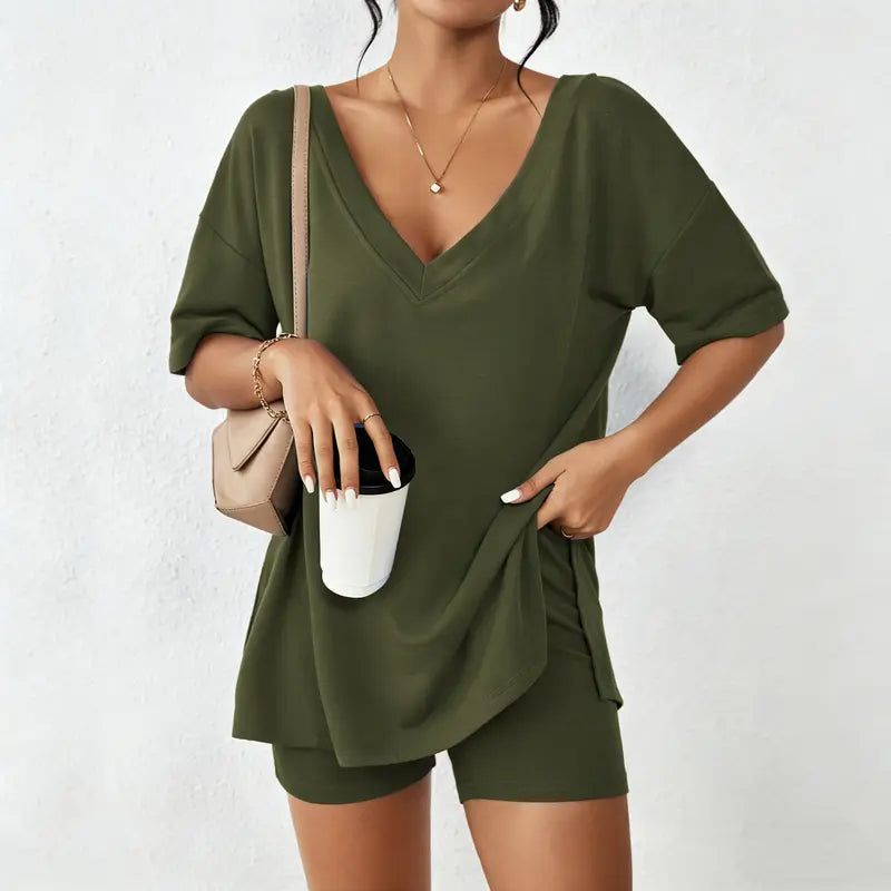 Women's Oversized V-Neck Lounge Set | Soft Split-Hem Two-Piece Outfit